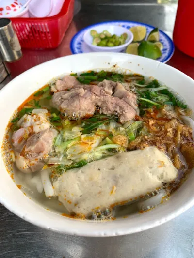 bún giò vân - quán ăn nhỏ