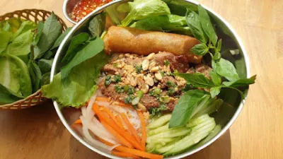 bún thịt nướng quán 339 - quán ăn nhỏ