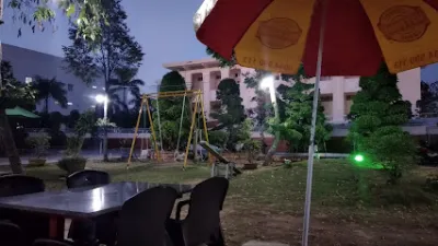 cafe căn tin bảo tàng - quán cà phê