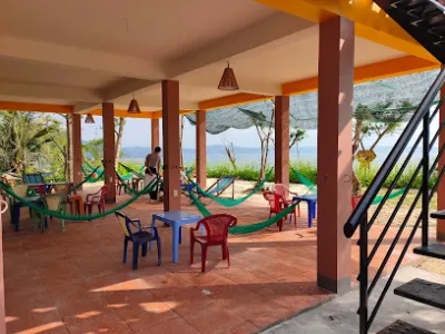 cafe gió biển - võng nghỉ mát - quán cà phê