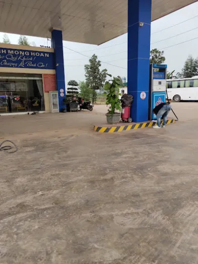 cây xăng mong hoan 1 - trạm xăng