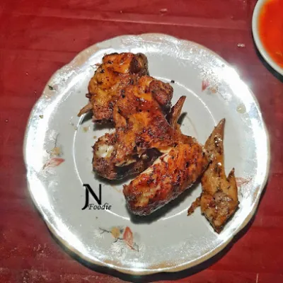 chân gà, cánh gà nướng - nhà hàng