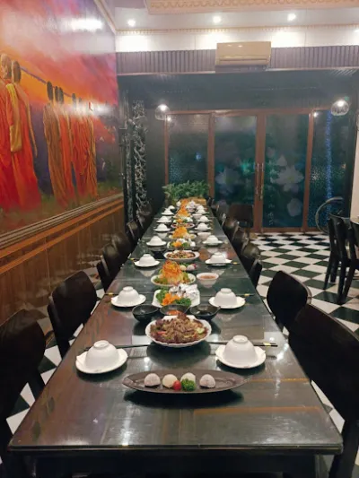 chay huong giang - nhà hàng