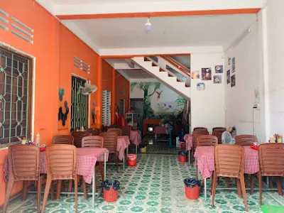 cơm gà nam trung - nhà hàng