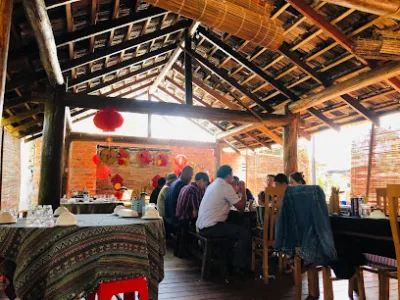 cơm niêu buôn lê - quán ăn nhỏ