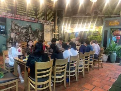 cơm niêu diệu hiền - cafe gold đồng xoài bình phước - khu ăn uống