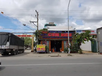 cơm niêu hoàng vân - nhà hàng cơm