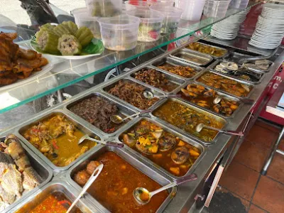 cơm phần - cơm sườn winwin - nhà hàng món cơm pilaf