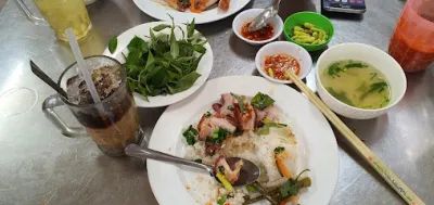 cơm tấm long xuyên - quán cơm hường - quán ăn nhỏ