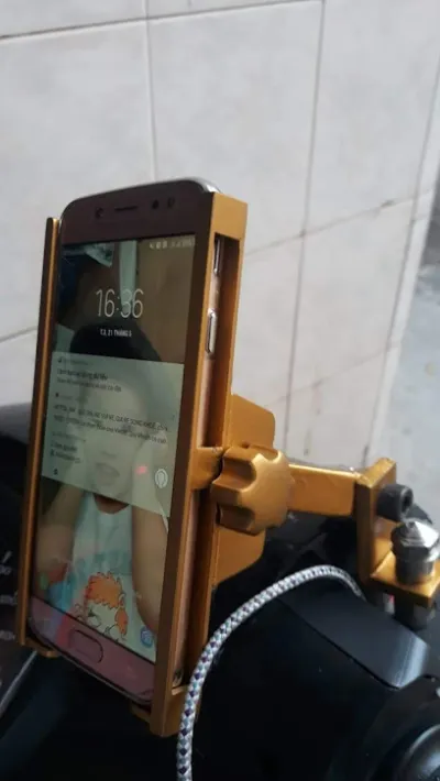 công ty trách nhiệm hữu hạn vật liệu túi xách hong seng - cửa hàng bán va li