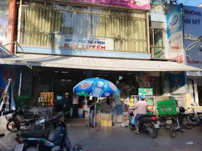 cửa hàng bách hoá kim tuyến - cửa hàng rượu