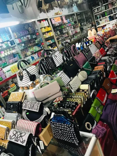 cửa hàng mỹ phẩm - giỏ xách - vali tân hiền - cửa hàng mỹ phẩm