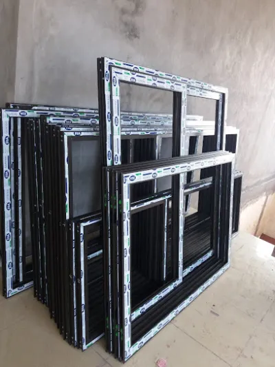 cửa hàng nhôm kính - cửa hàng vật liệu xây dựng