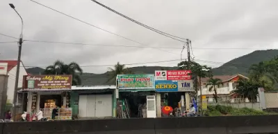 cửa hàng nhôm kính inox, vẫn vòi nước các loại phát thịnh - cửa hàng vật liệu xây dựng