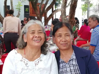 cửa hàng rượu cần y tri - cửa hàng rượu