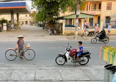 cửa hàng xăng dầu cẩm châu - trạm xăng