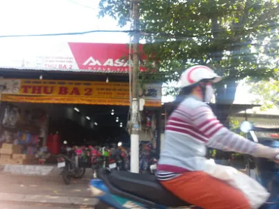 cửa hàng xe đạp thu ba 2 - cửa hàng xe đạp