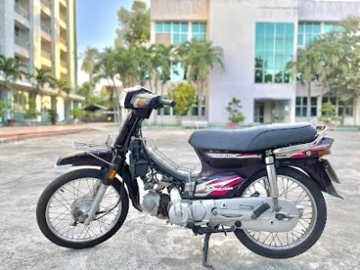 cửa hàng xe máy cũ huỳnh nữ - nhà buôn bán xe máy cũ