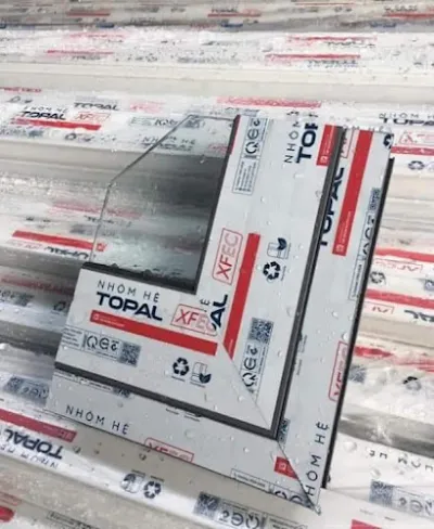 cửa nhôm topal lào cai - cửa hàng vật liệu xây dựng