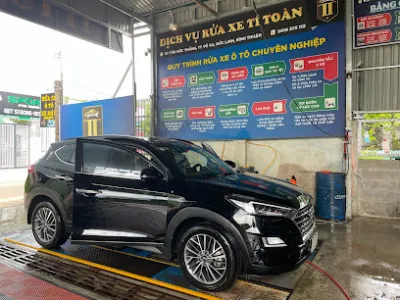 dịch vụ rửa và chăm sóc xe chuyên nghiệp tí toàn - bãi rửa xe ô tô