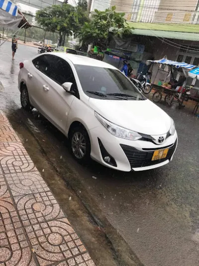 dich vụ xe hậu giang - bãi đỗ xe