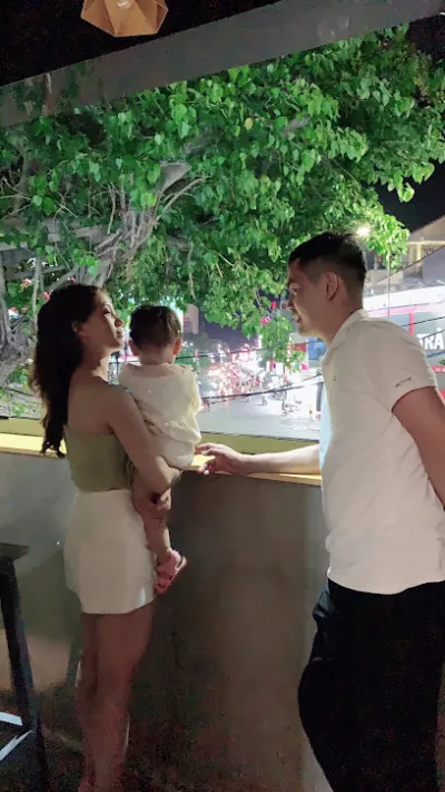 đồ ăn vặt  trà sữa  cafe bôn - quán cà phê