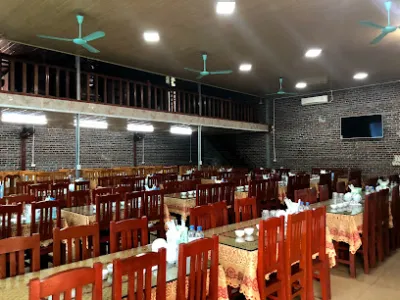 dũng phố núi - nhà hàng