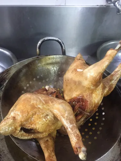 gà mạnh hoạch đình trám bg - nhà hàng