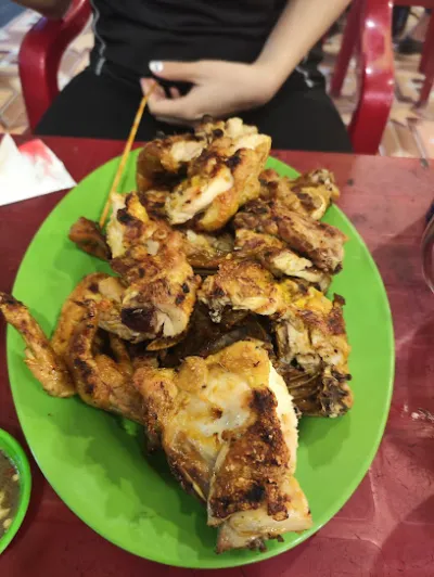 gà ta nướng 22 - quán ăn nhỏ