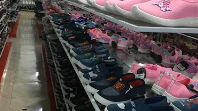 giày dép hoàng thu - cửa hàng giày dép