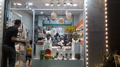 giày dép, túi xách - thanh thảo store - cửa hàng sửa chữa giày dép