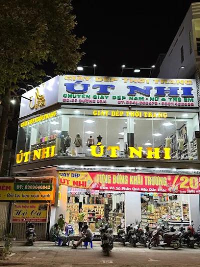 giày dép út nhi - cửa hàng giày dép