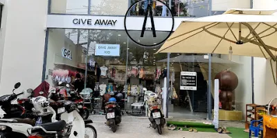 give away premium quận 1 - cửa hàng quần áo cũ