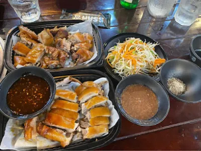 heo sữa quay tam kỳ - anh tuấn - khu ăn uống
