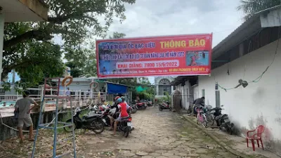 hồ bơi địa ốc - hồ bơi