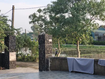 hồ câu phú sơn - sân chơi