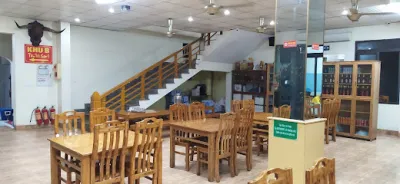 hoàng gia quán hải sản tân 