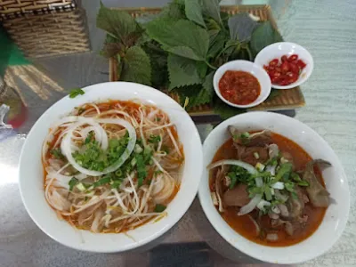 hủ tiếu dê đức tín - nhà hàng