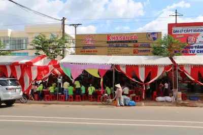 kho sàn gỗ bình phước - cửa hàng nội thất