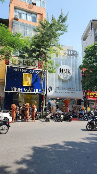 kính mắt lily - chuyên gia nhãn khoa