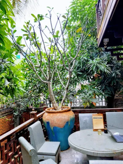 liên hoa - tiệm việt phục  trà quán - cửa hàng tra truyên thông