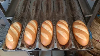 lò bánh mì ngọc hương - tiệm bánh