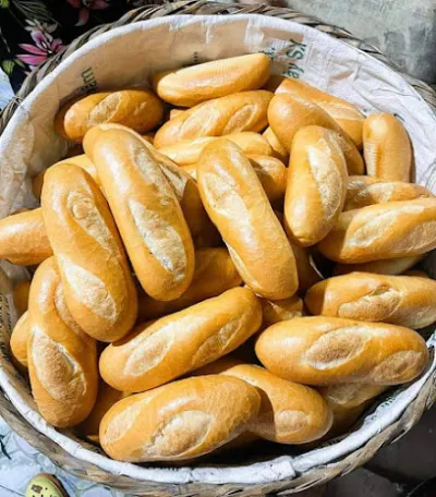 lò bánh mì tí - tiệm bánh