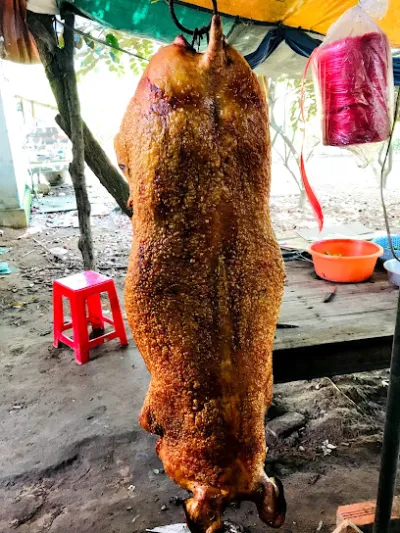 lò quay chấn hưng - nhà hàng