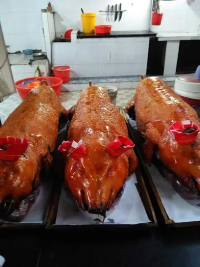 lò quay heo trung huệ - nhà hàng