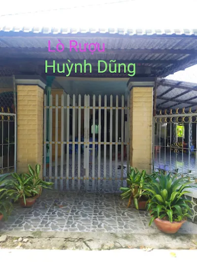 lò rượu huỳnh dũng - nhà rượu