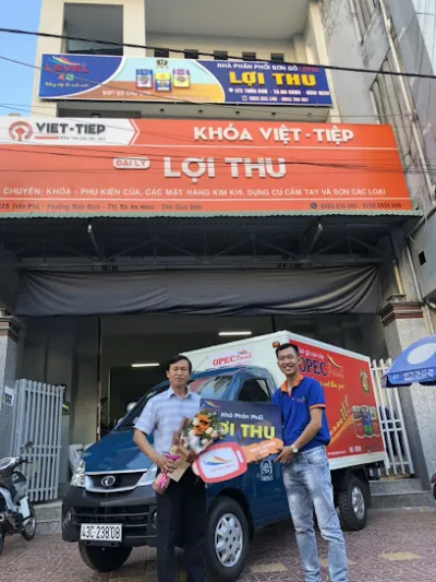 lợi thu cửa hàng đồ sắt, công cụ cầm tay - cửa hàng nội thất