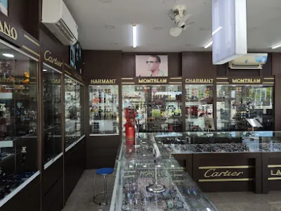 mắt kính sài gòn - cửa hàng