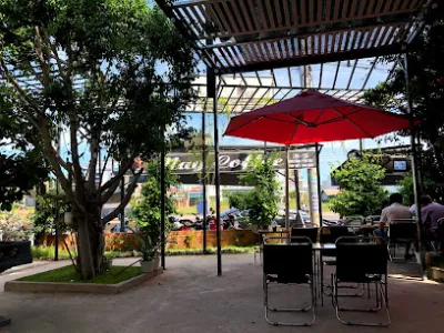 may coffee - quán cà phê