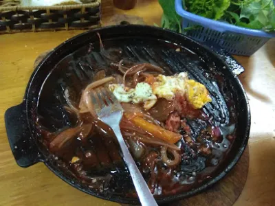 mèo béo - khu ăn uống